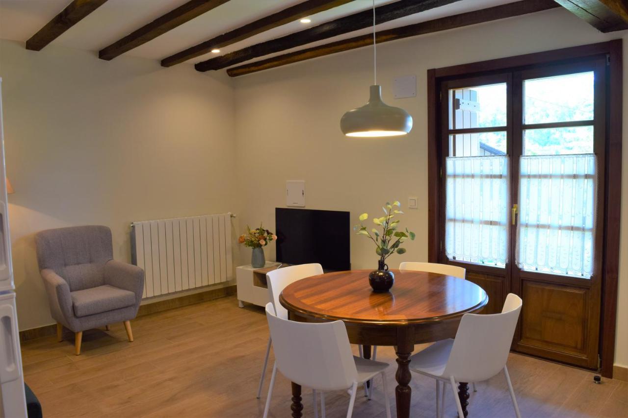 Peritxenea Landa Apartamentuak Lesaka Exteriör bild