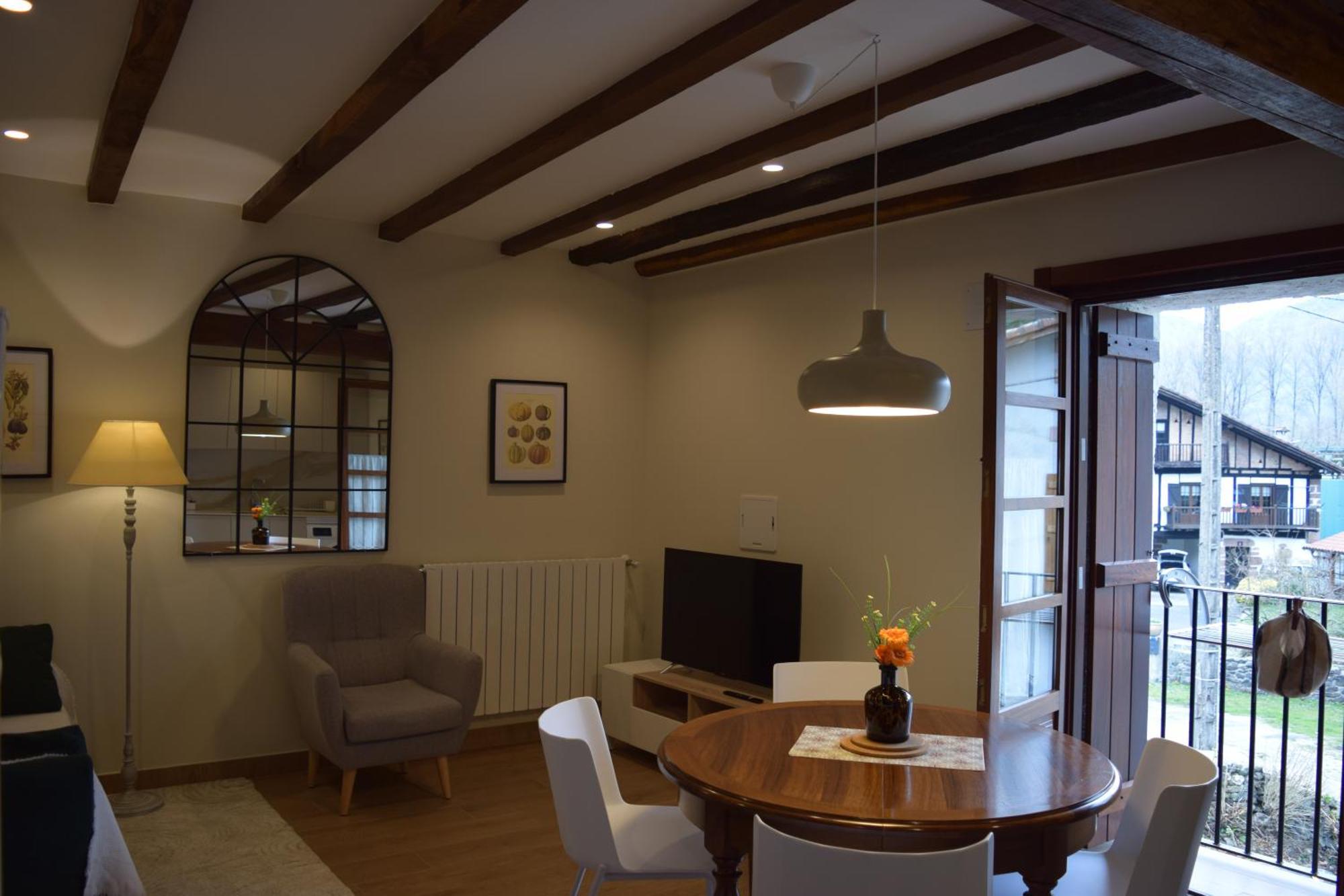 Peritxenea Landa Apartamentuak Lesaka Exteriör bild